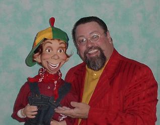 ventphoto 318x249 MAGICIAN,VENTRILOQUIST